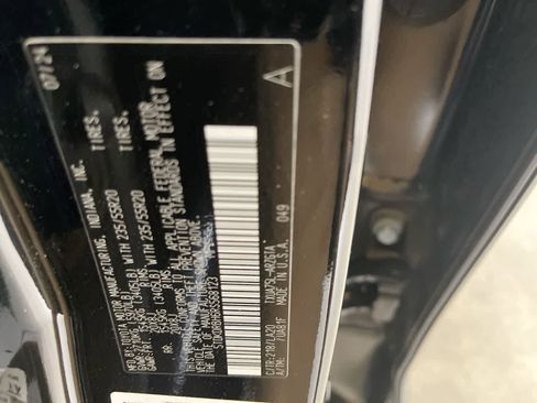 Used 2024 Toyota Highlander Platinum image 29