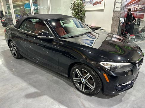 Used 2017 BMW 230i Convertible RWD image 31