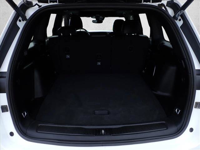 Used 2024 Jeep Grand Cherokee Limited 4xe AWD/4WD image 8