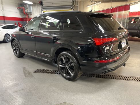 Used 2025 Audi Q7 3.0T Prestige AWD/4WD image 8