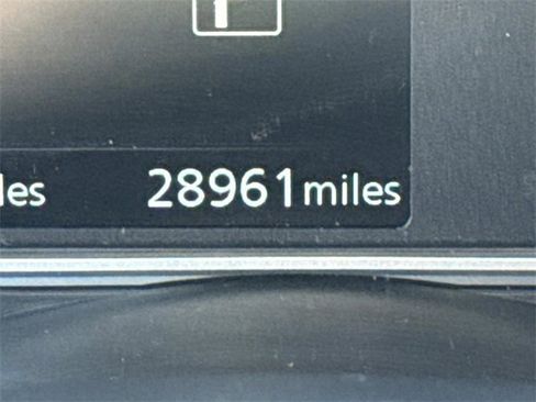 Used 2020 Nissan Kicks SV image 28