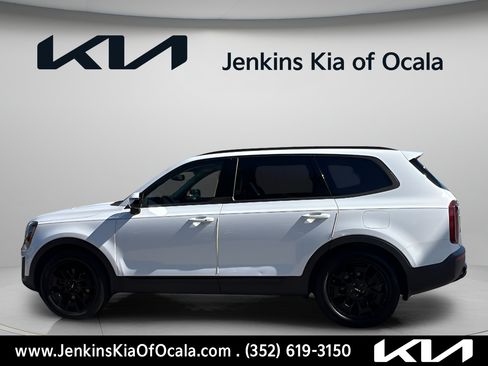 Certified 2022 Kia Telluride SX w/ SX Prestige Package AWD/4WD image 6