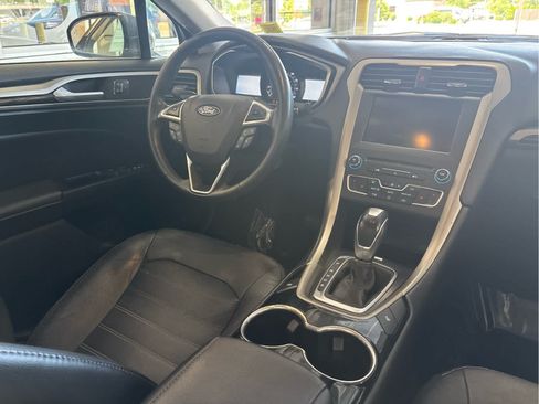 Used 2016 Ford Fusion SE w/ Equipment Group 202A AWD/4WD image 10