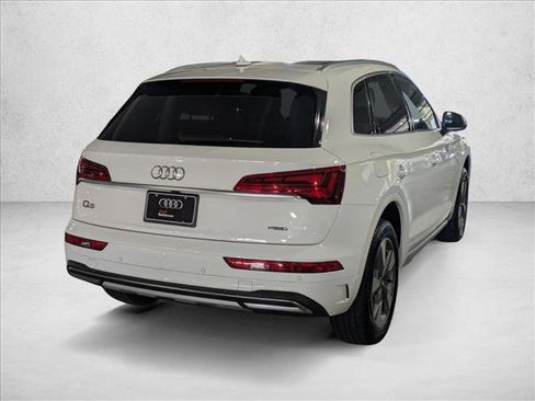 Used 2023 Audi Q5 2.0T Premium Plus w/ Premium Plus Package image 5