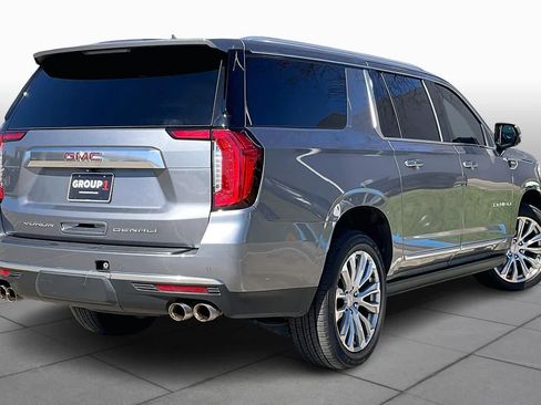 Used 2022 GMC Yukon XL Denali image 12