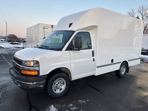 New 2025 Chevrolet Express 3500 w/ Power Convenience Package RWD image 2