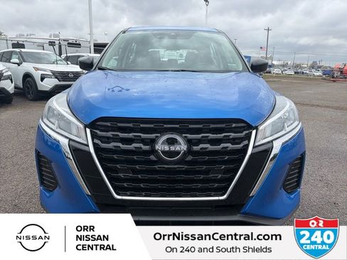 New 2025 Nissan Kicks Play S image 8