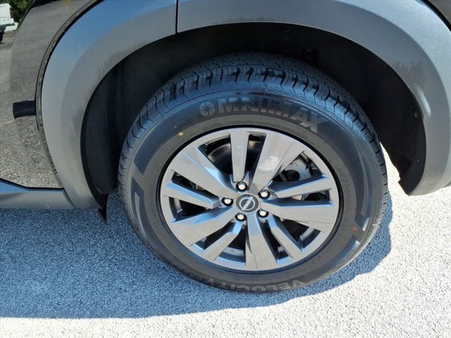Certified 2025 Nissan Pathfinder SV AWD/4WD image 8