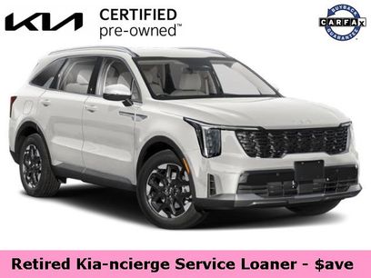 Certified 2025 Kia Sorento S w/ Panoramic Sunroof Package