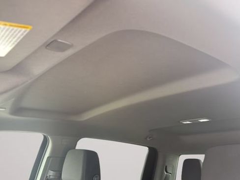 Used 2025 Chevrolet Silverado 1500 LT AWD/4WD image 34
