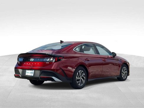 New 2026 Hyundai Sonata Blue FWD image 4