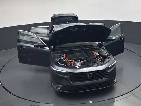 Used 2023 Honda Accord Touring image 41