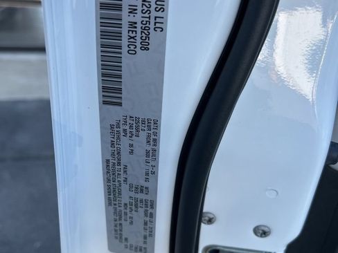 Certified 2025 Jeep Compass Limited AWD/4WD image 39