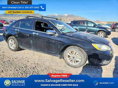 Used 2011 Chrysler 200 Limited FWD image 5