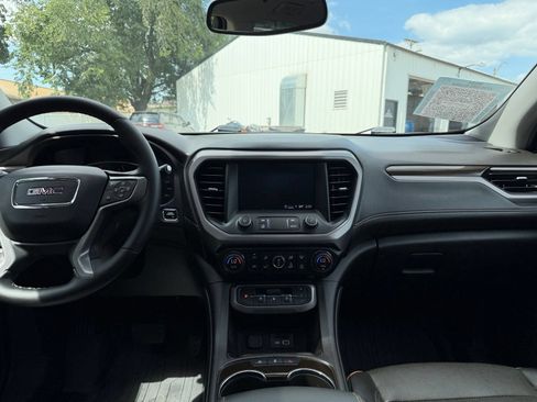 Used 2023 GMC Acadia AT4 w/ Preferred Package AWD/4WD image 19