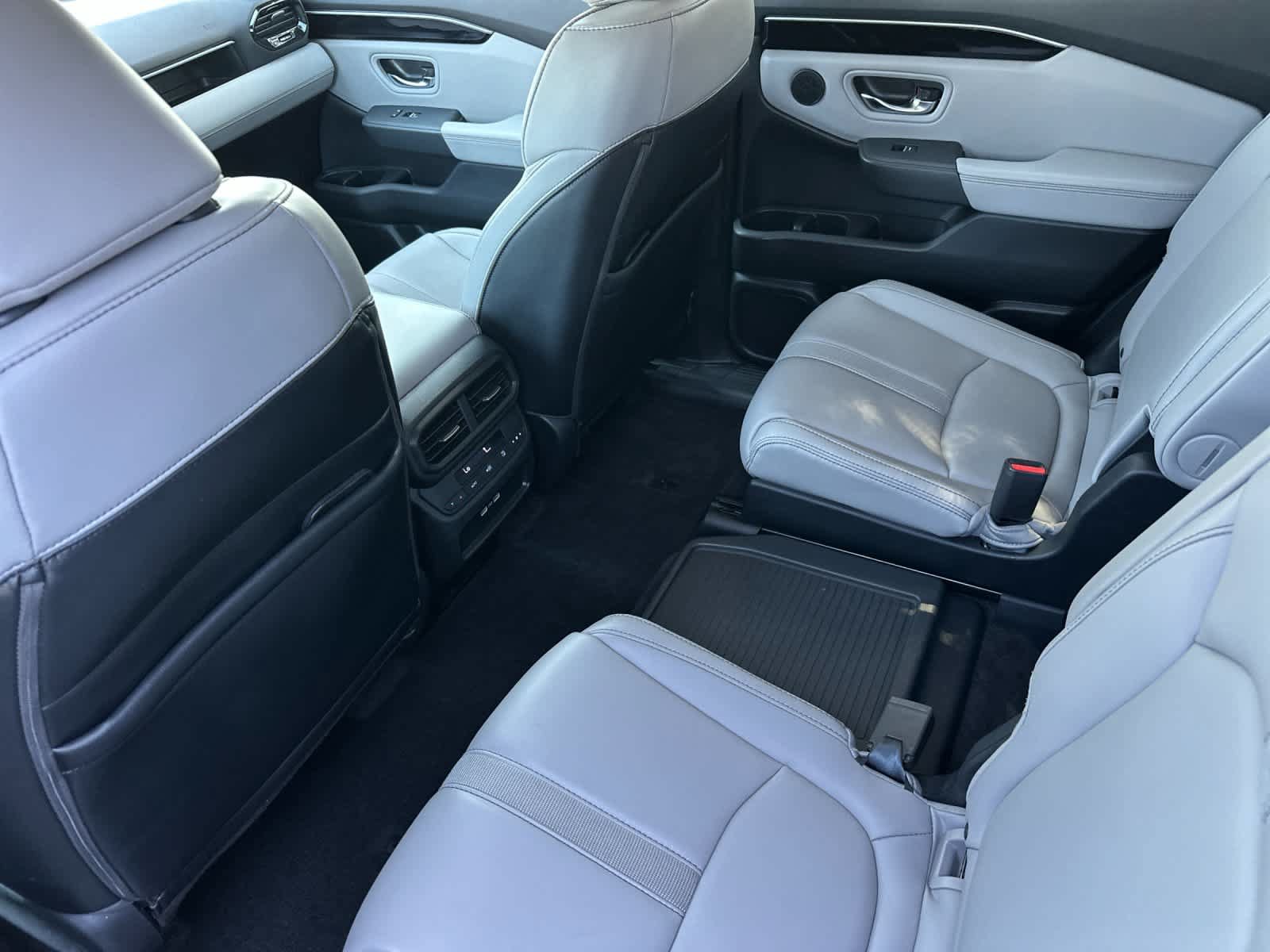 Used 2023 Honda Pilot EX-L image 4