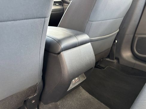 Used 2025 Nissan Altima 2.5 SV FWD image 23