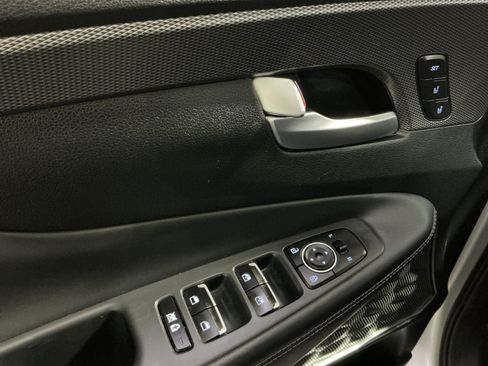 Used 2019 Hyundai Santa Fe AWD image 16