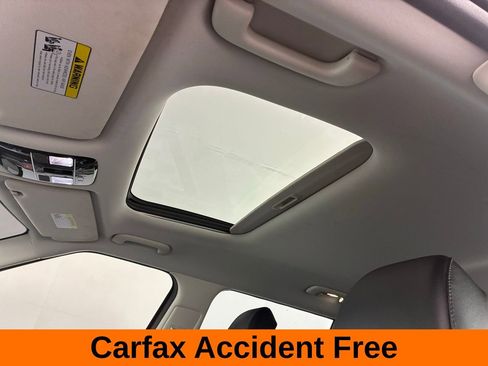 Used 2025 Hyundai Santa Fe XRT image 3