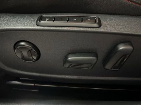 Used 2022 Volkswagen Jetta GLI Autobahn FWD image 13