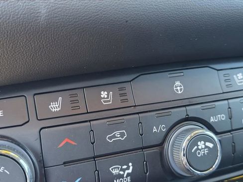 Used 2023 Dodge Durango R/T image 33