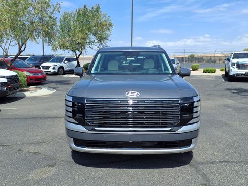 New 2026 Hyundai Palisade Calligraphy FWD image 2