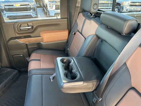 Used 2022 Chevrolet Silverado 3500 High Country w/ Z71 Off-Road Package image 20