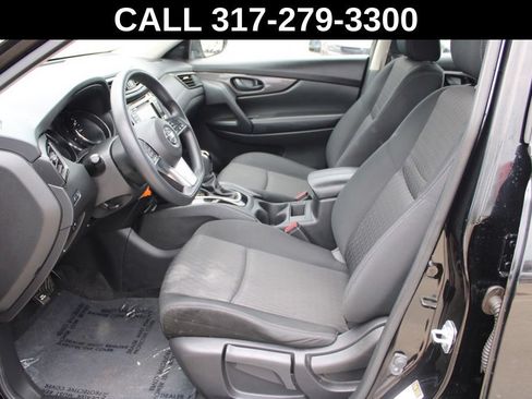 Used 2019 Nissan Rogue S AWD/4WD image 15