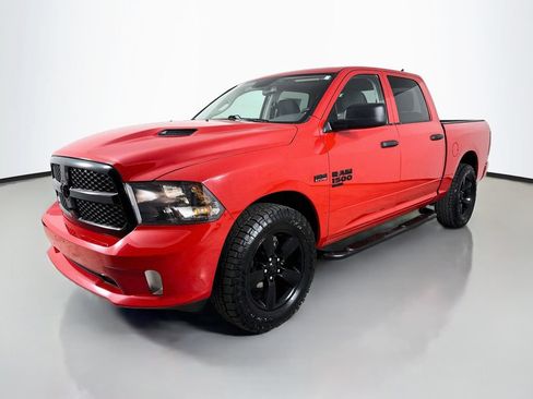 Used 2019 RAM 1500 Express w/ Wheel & Sound Group AWD/4WD image 3