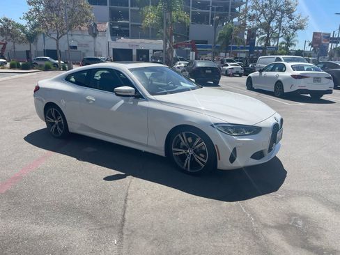 Used 2024 BMW 430i Coupe w/ Convenience Package RWD image 3
