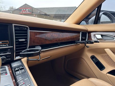 Used 2012 Porsche Panamera S image 58