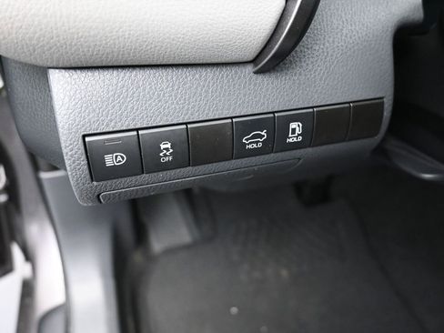 Used 2022 Toyota Camry LE image 13