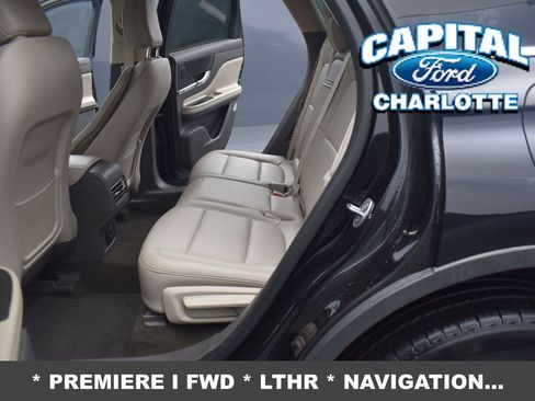 Used 2024 Lincoln Corsair Premiere image 18