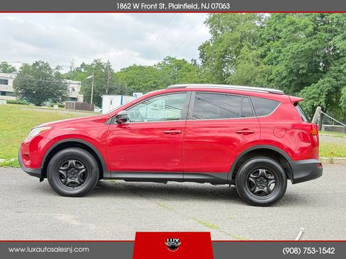 Used 2014 Toyota RAV4 LE AWD/4WD image 9