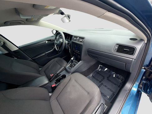 Used 2016 Volkswagen Jetta S image 31