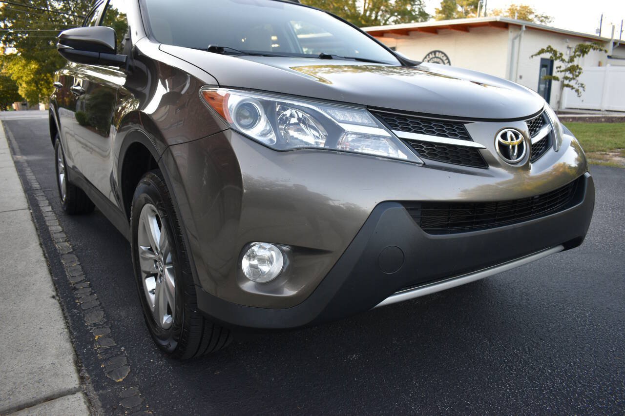 Used 2015 Toyota RAV4 XLE FWD image 39