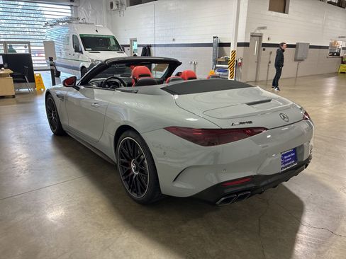 Used 2024 Mercedes-Benz SL 55 AMG 4MATIC image 35