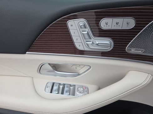 Used 2022 Mercedes-Benz GLE 350 4MATIC image 28