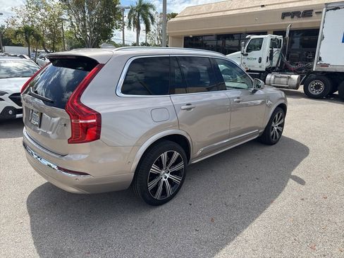 Used 2025 Volvo XC90 B5 Plus w/ Protection Package Premier AWD/4WD image 6