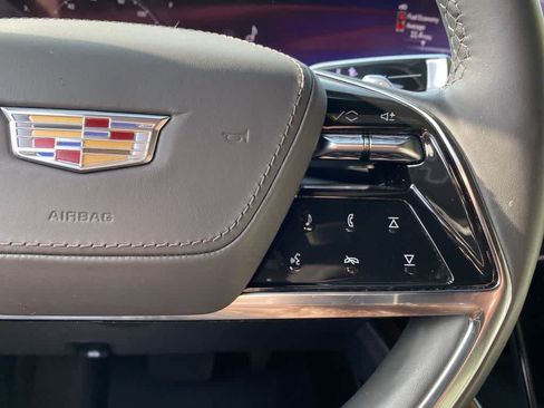 Used 2025 Cadillac Escalade Premium Luxury Platinum w/ LPO, Floor Liner Package AWD/4WD image 23
