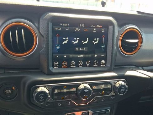 Used 2021 Jeep Gladiator Mojave AWD/4WD image 15
