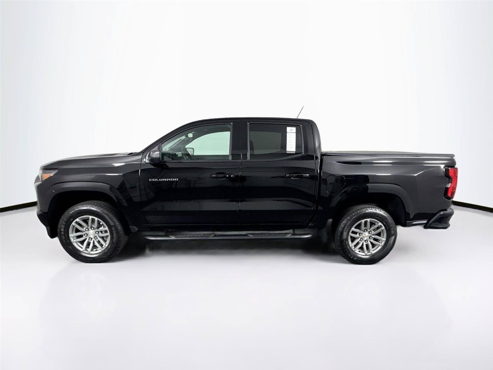 Used 2026 Chevrolet Colorado LT RWD image 14