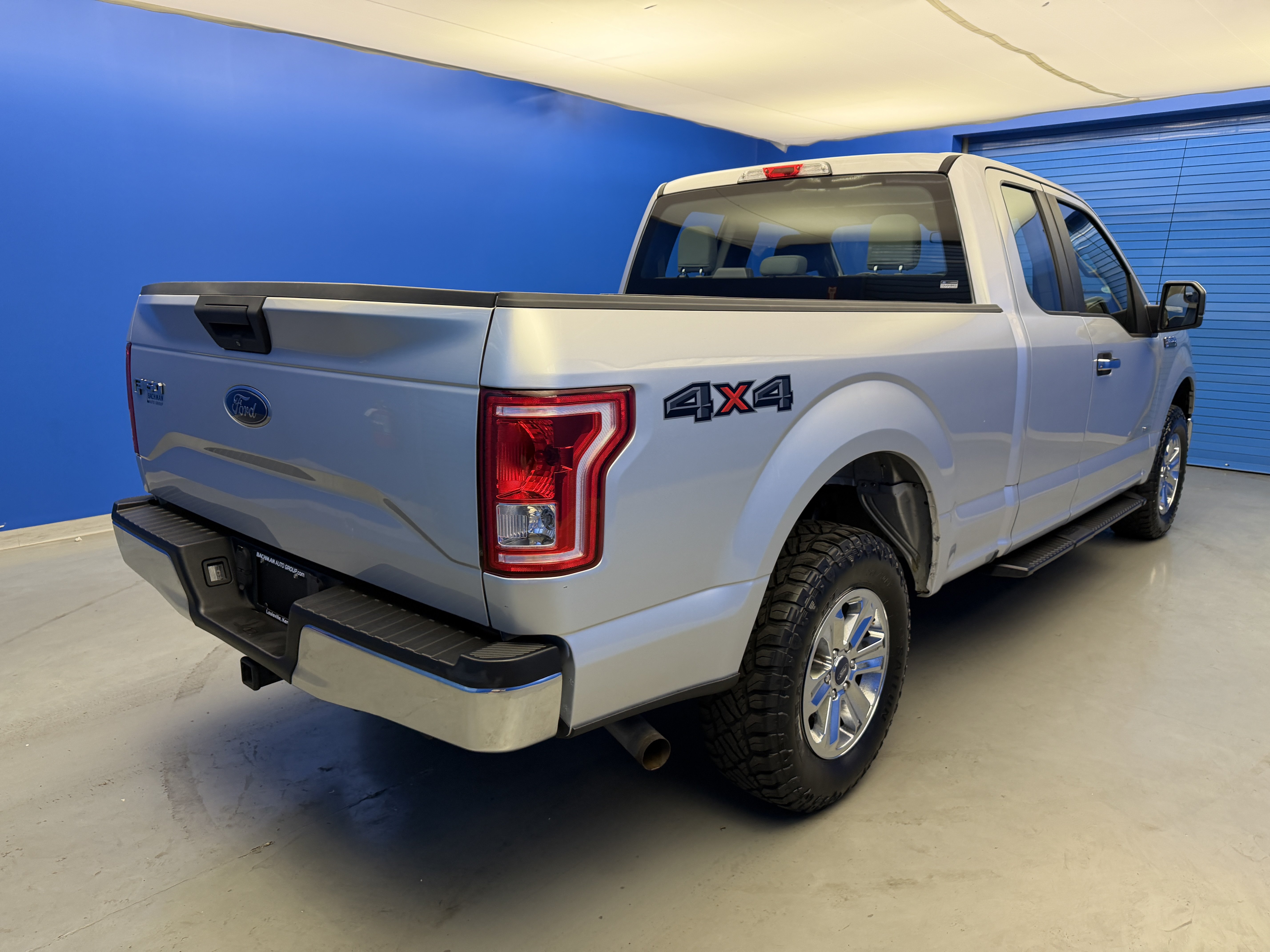 Used 2017 Ford F150 XL w/ Equipment Group 101A Mid AWD/4WD image 7