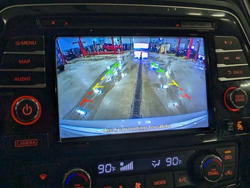 Used 2016 Nissan Maxima 3.5 SL image 17