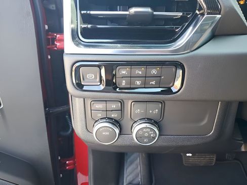 New 2026 GMC Yukon XL Elevation image 34