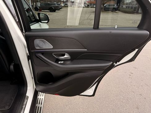 Used 2020 Mercedes-Benz GLE 350 4MATIC w/ Premium Package image 26