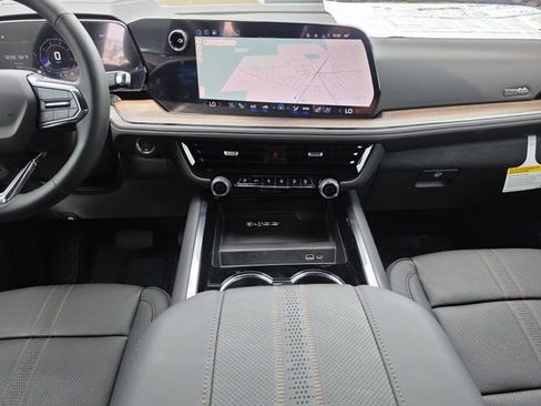 New 2026 Chevrolet Tahoe High Country RWD image 17