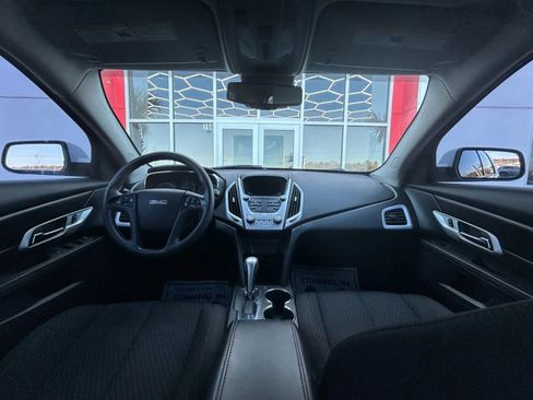 Used 2015 GMC Terrain SLE image 9