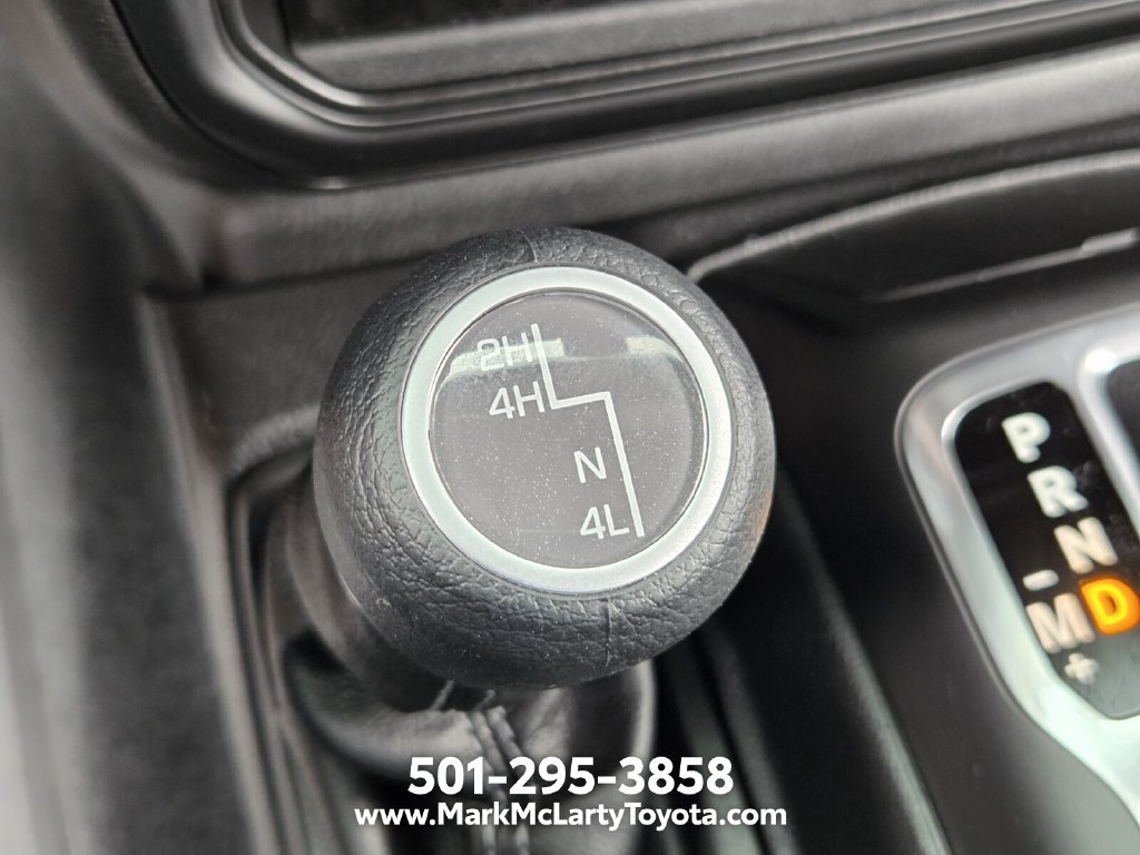 Used 2026 Jeep Wrangler Sport AWD/4WD image 19