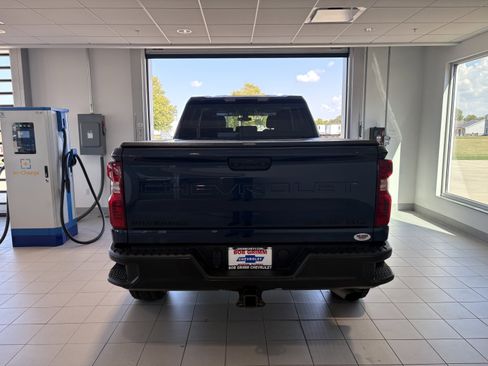 Used 2022 Chevrolet Silverado 3500 W/T w/ WT Convenience Package image 4